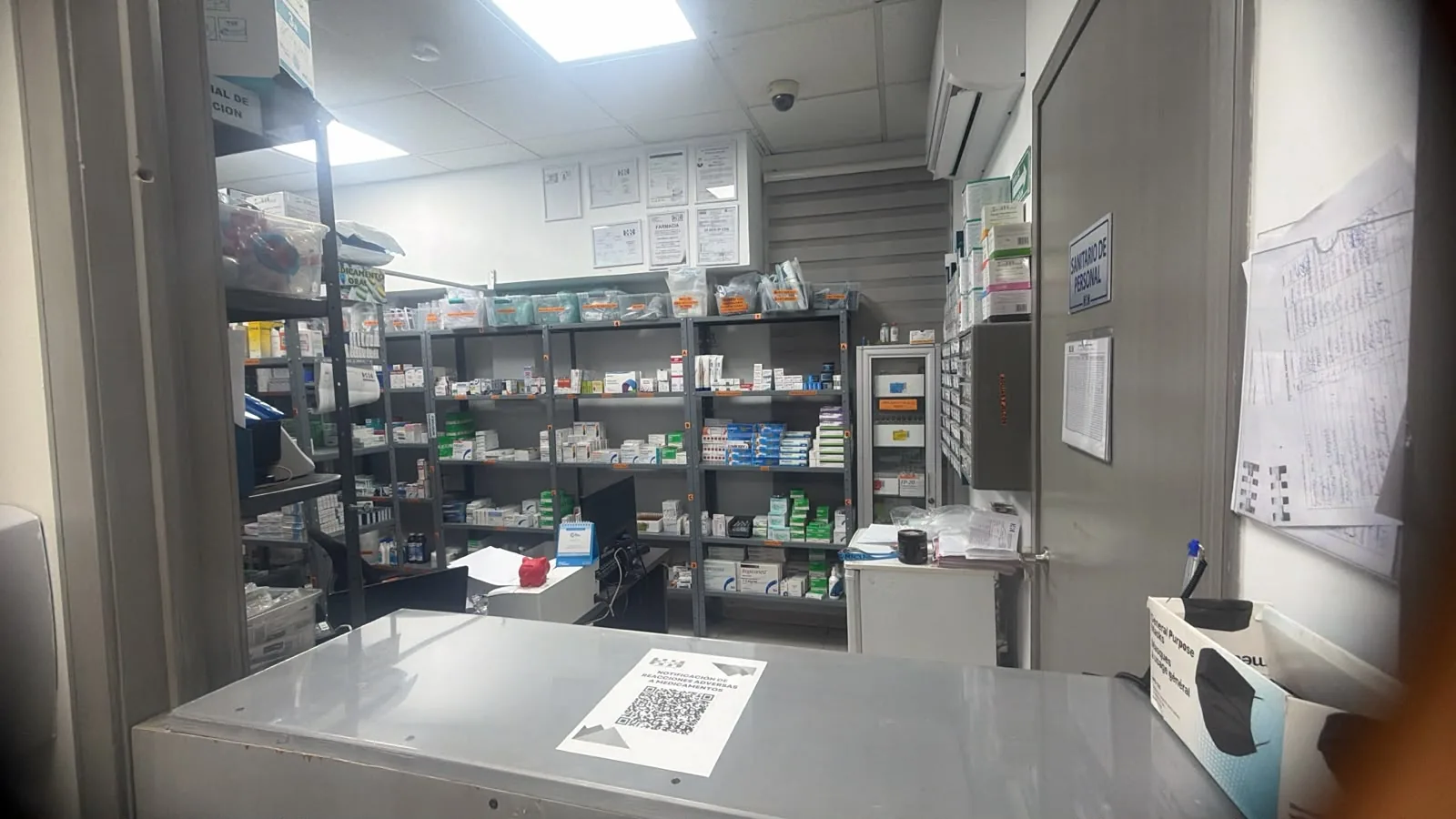 Ventanilla de farmacia